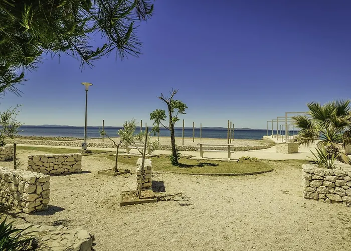Tatil Evi Steinvilla Mit Pool- Meerblick- Naehe Sandstrand By Interhome