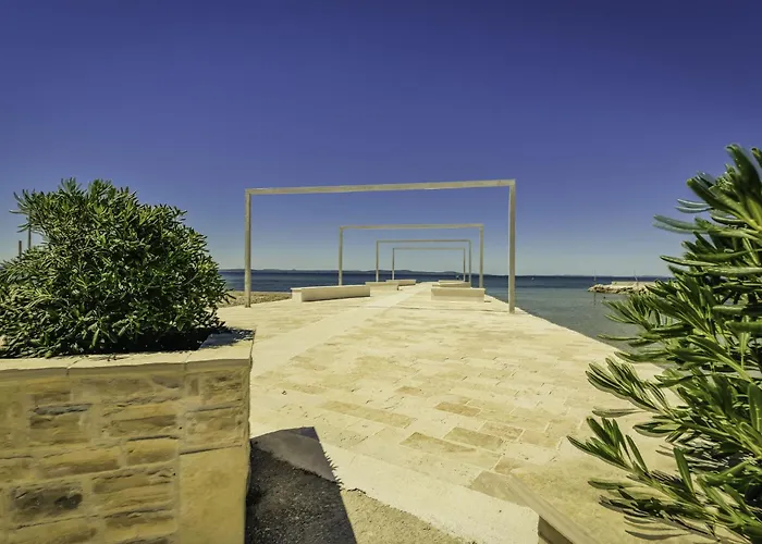 Сasa de vacaciones Steinvilla Mit Pool- Meerblick- Naehe Sandstrand By Interhome *